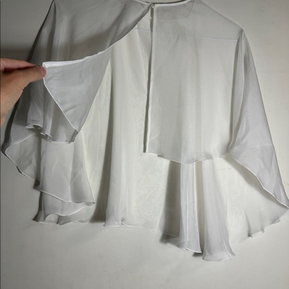 Handmade silk bridal cape - Picture 3 of 3